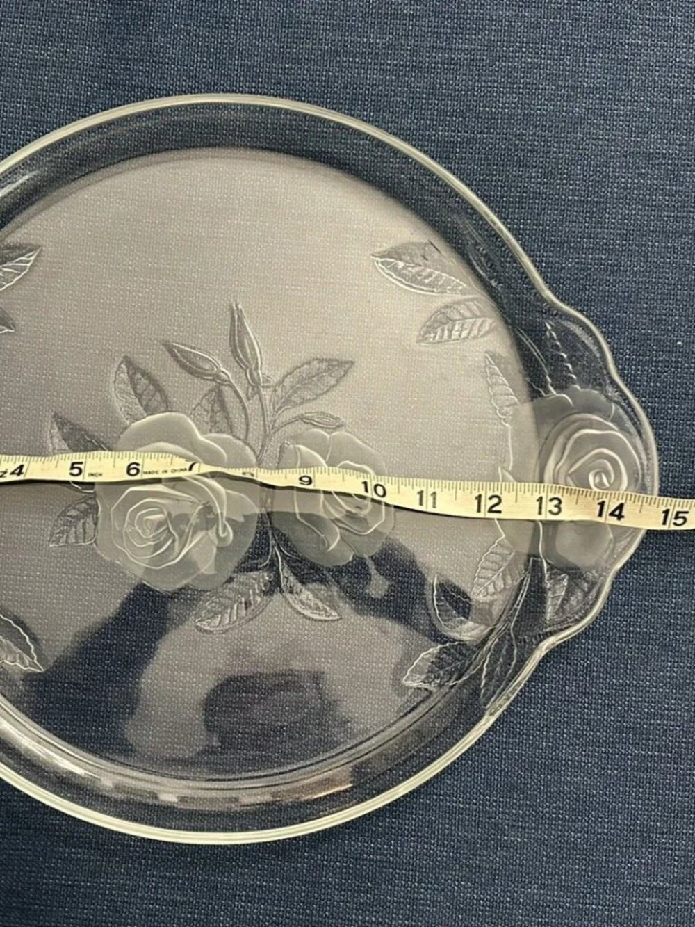 Decorative Glass Platter With Embossed Frosted Roses Pattern - Picture 3 of 6